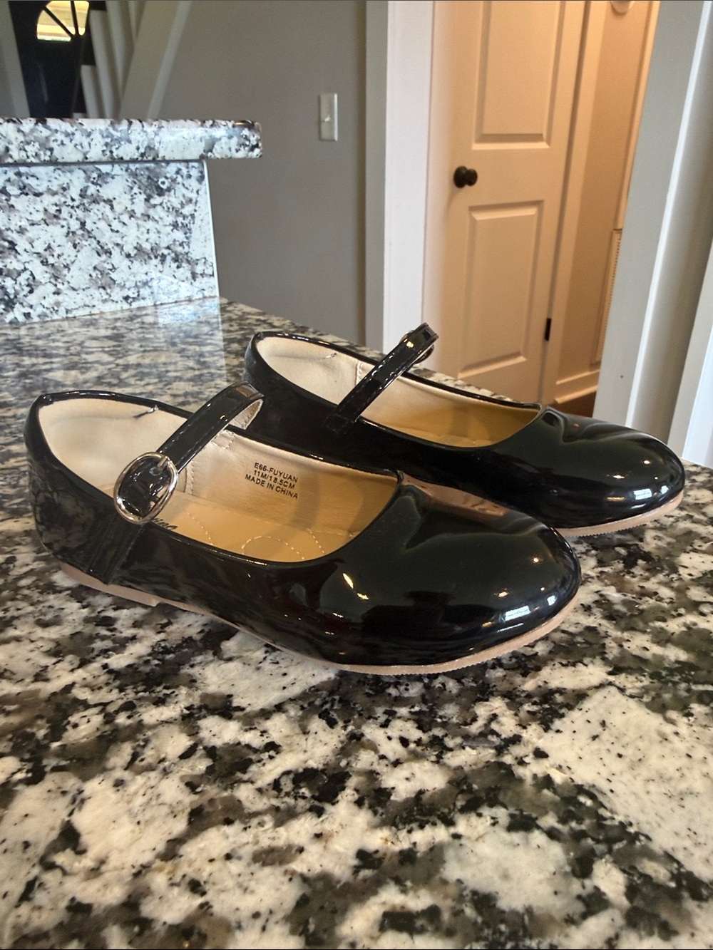 Girls' Black Patent Mary Jane Shoes with Buckle
